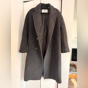 Aritzia Slouch Coat Size S Wool/Cashmere